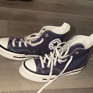 Converse High-Tops in Blue and White